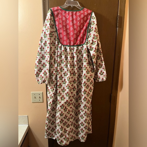 Printfresh Pretty Dress in Poinsetta Nightgown - Picture 5 of 7